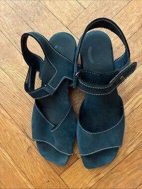 Arche Dalou nubuck leather wedge sandal Size 9 Euro size 40